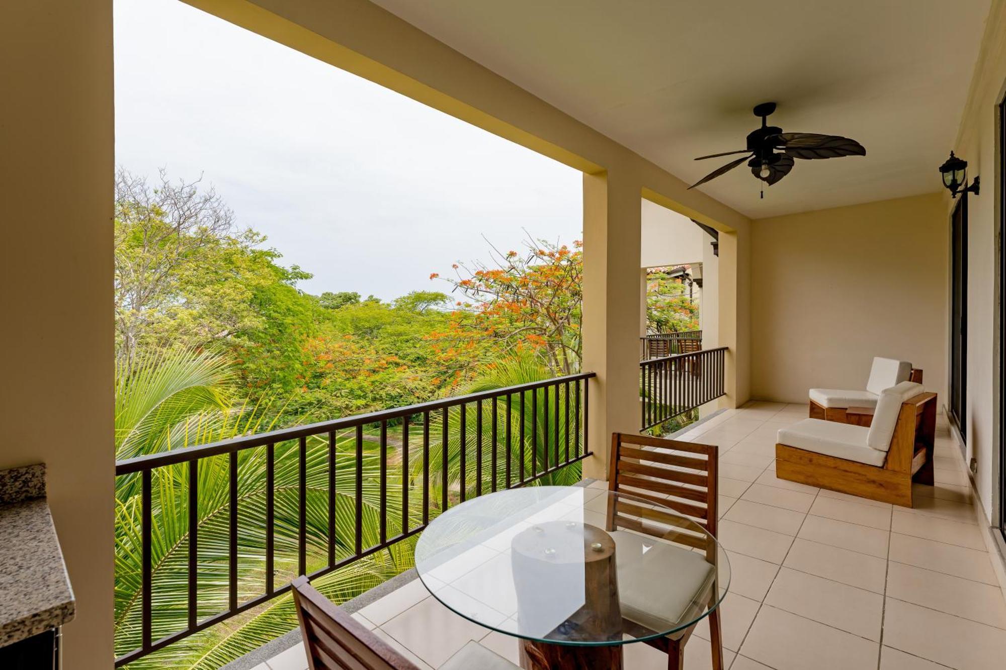 Coco Breeze Private Residence Экстерьер фото